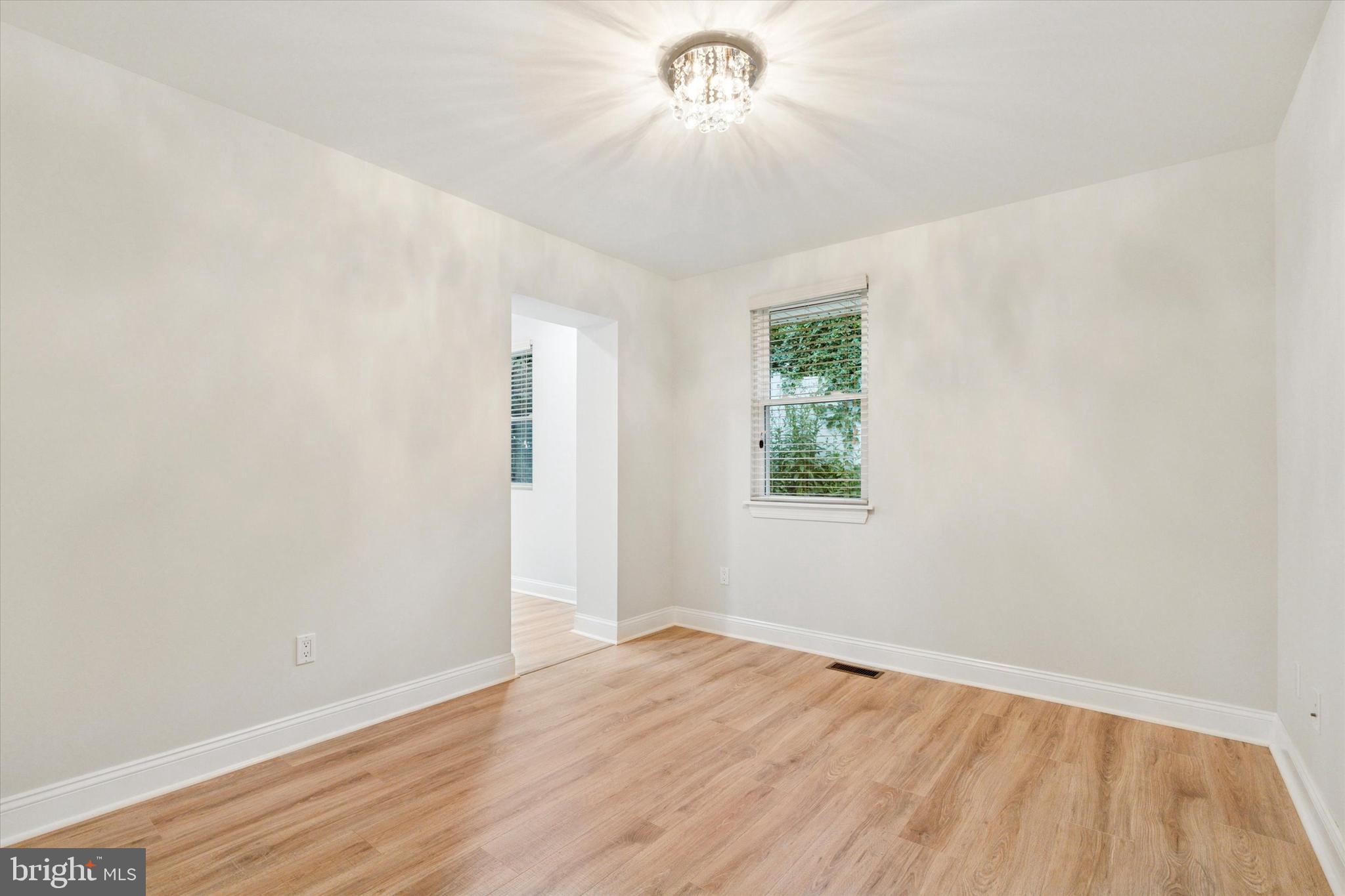 13441 Trevose Road Philadelphia, PA 19116 - Photo 19 of 35