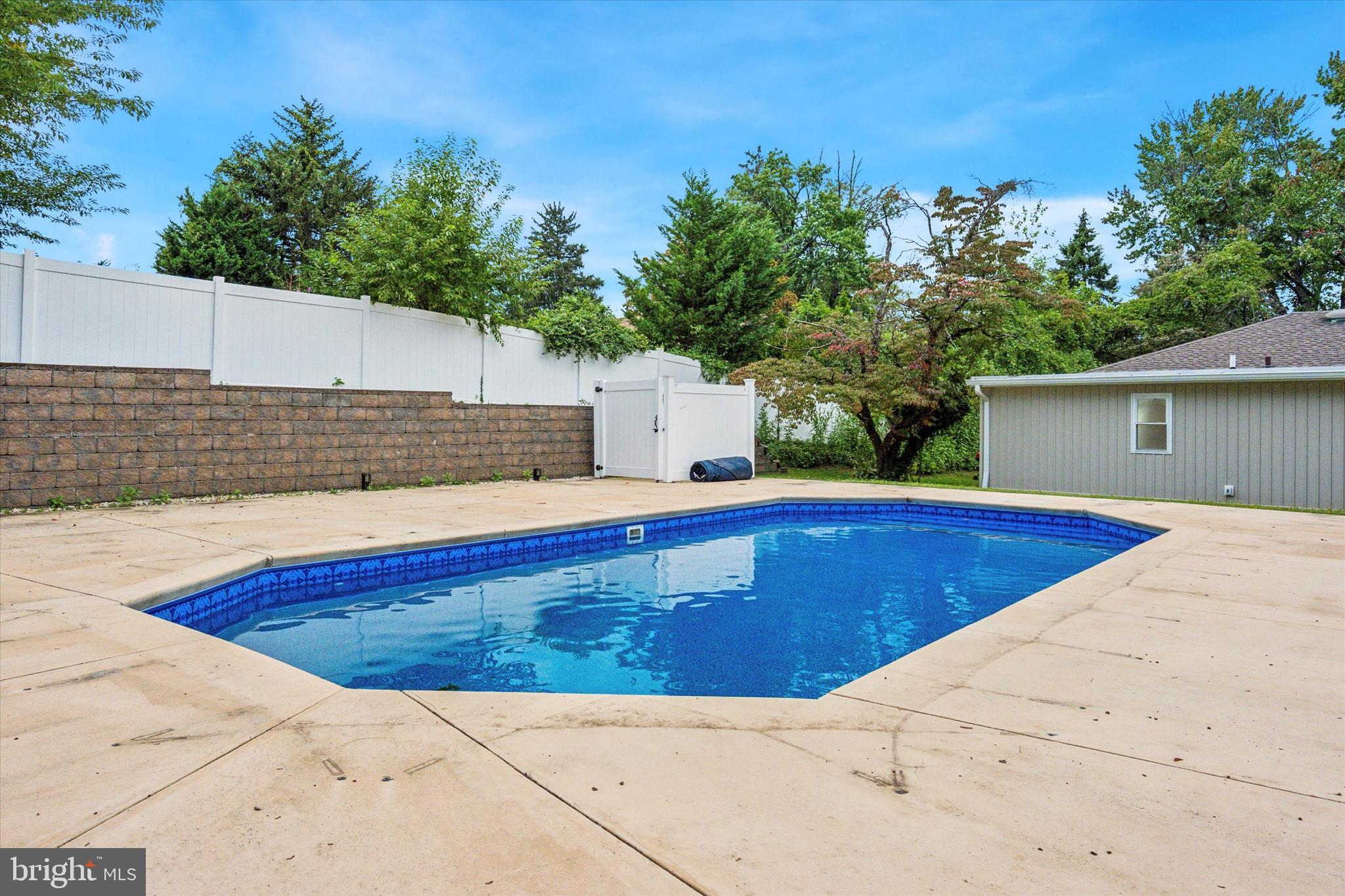 13441 Trevose Road Philadelphia, PA 19116 - Photo 33 of 35