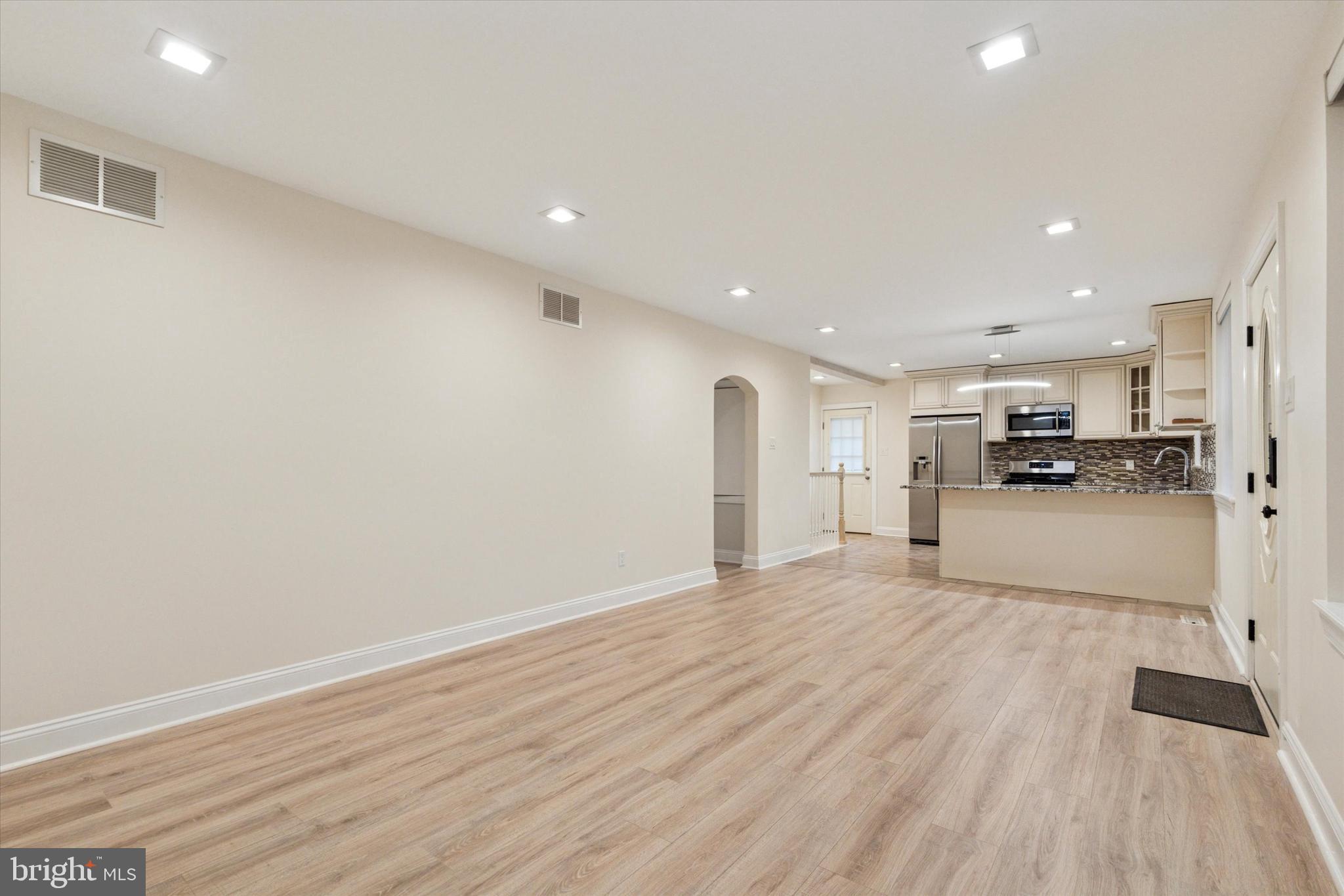 13441 Trevose Road Philadelphia, PA 19116 - Photo 8 of 35