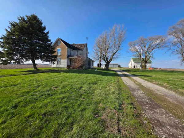 $80,000 | 6105 Highway 18, Galveston, IN 46932