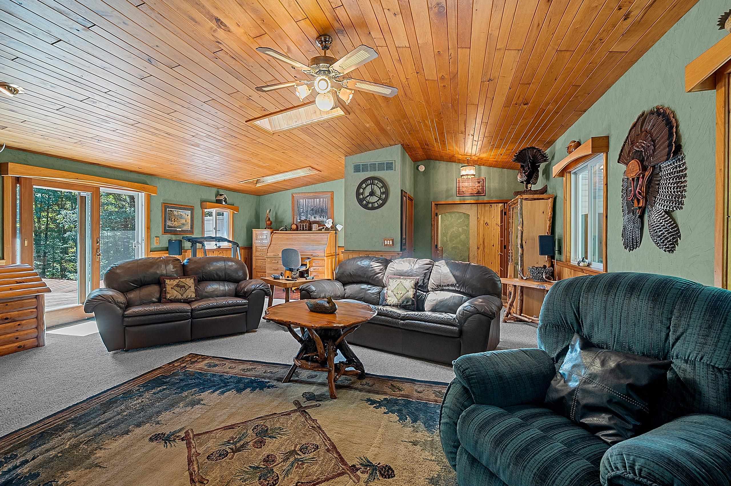 W6867 Curt Black Road Shawano, WI 54166 - Photo 11 of 80 Gallery Image 11