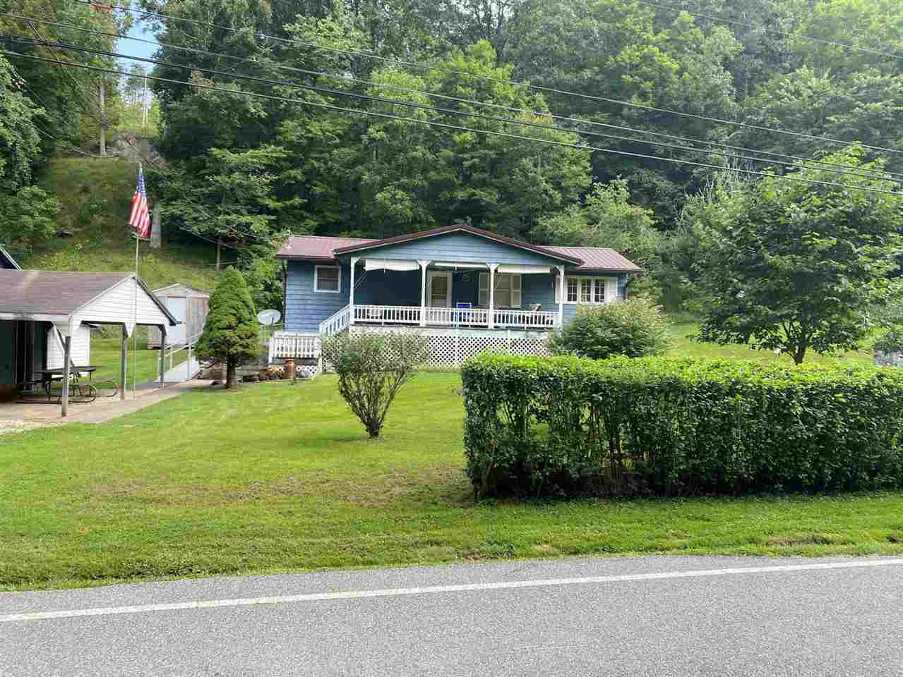 4219 Friendship Road Catlettsburg, KY 41129 - Photo 1 of 1