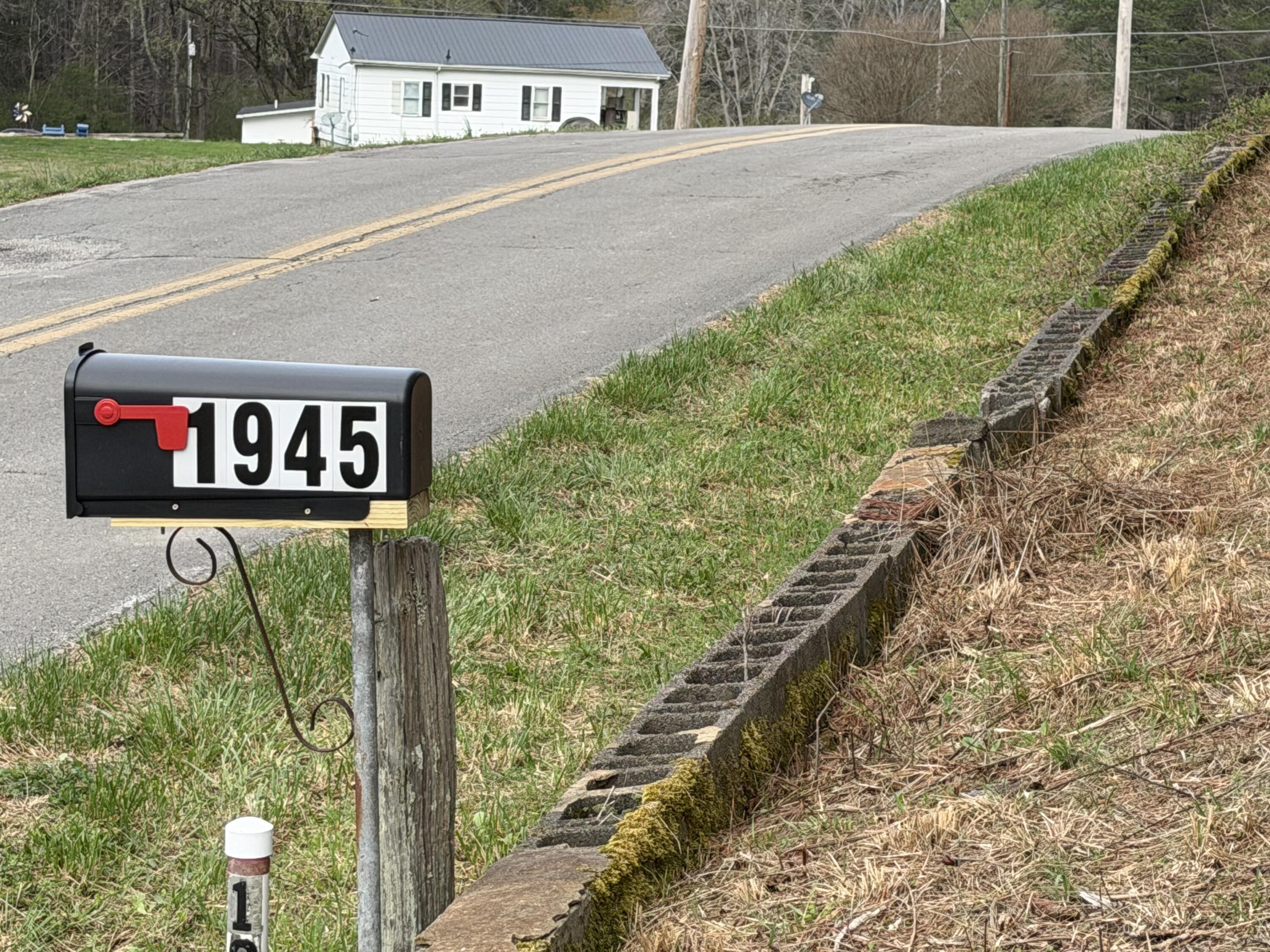 1945 Boss Road Chickamauga, GA 30707 - Photo 17 of 17 IMG_5002