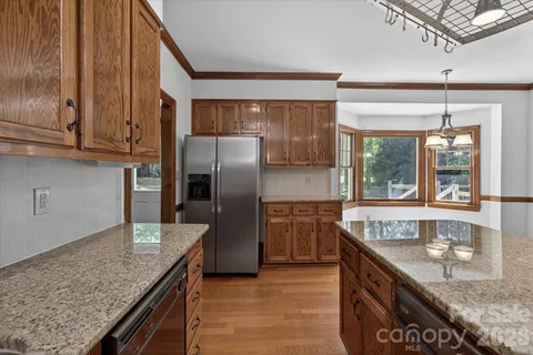 $650,000 | 8149 Shannon Woods Lane, Matthews, NC 28104