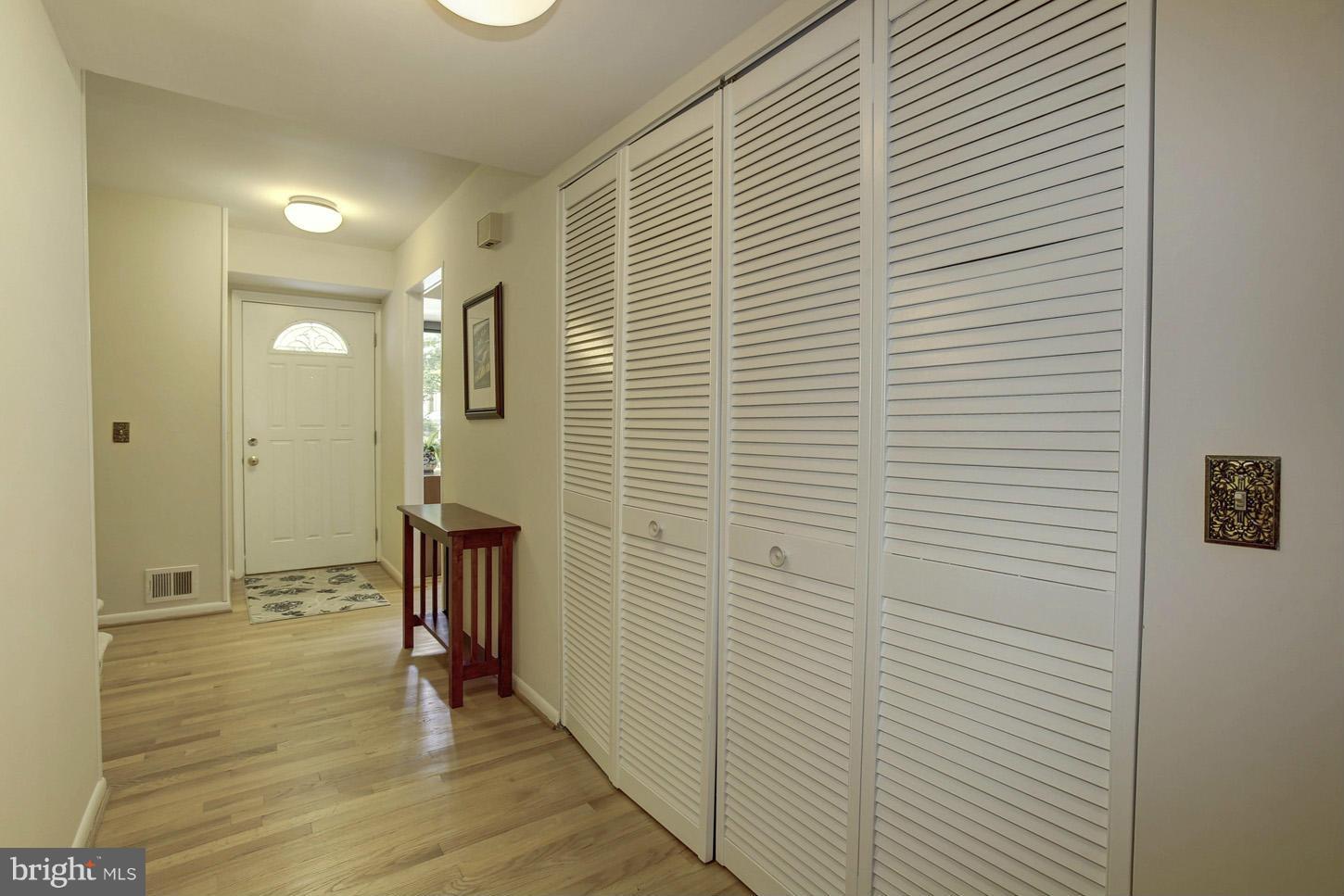 2354 Generation Drive Reston, VA 20191 - Photo 4 of 25 Foyer Entrance