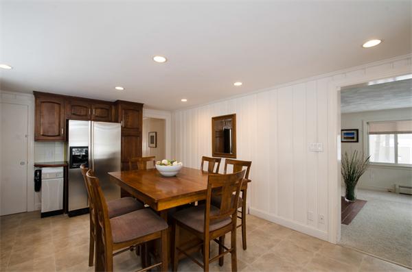 74 Hunnewell Street Wellesley, MA 02481 - Photo 3 of 21 Gallery Image 3