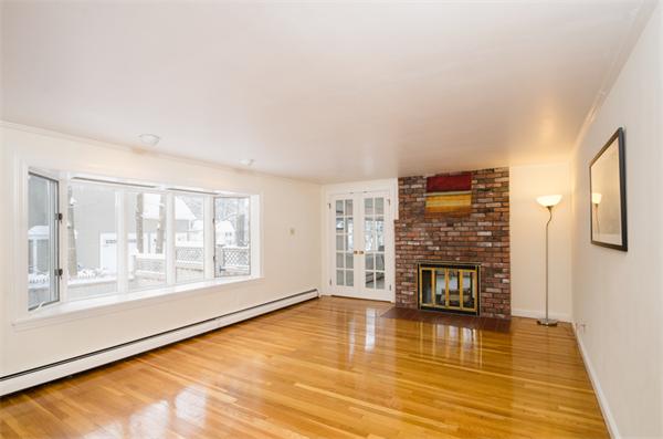 74 Hunnewell Street Wellesley, MA 02481 - Photo 4 of 21 Gallery Image 4