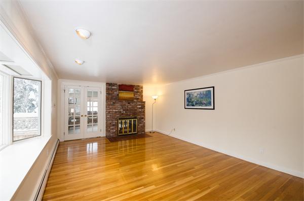 74 Hunnewell Street Wellesley, MA 02481 - Photo 5 of 21 Gallery Image 5