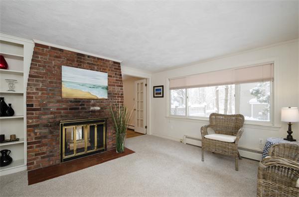 74 Hunnewell Street Wellesley, MA 02481 - Photo 8 of 21 Gallery Image 8