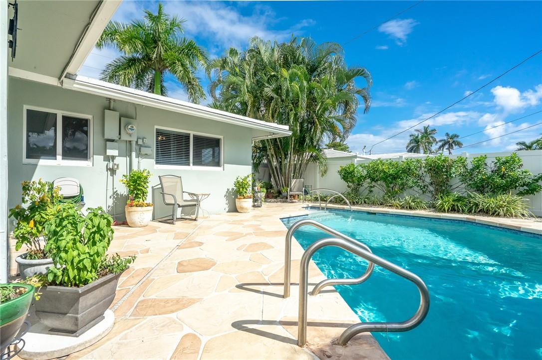 2240 Northeast 41st Street Lighthouse Point, FL 33064 - Photo 15 of 34 Photo 15