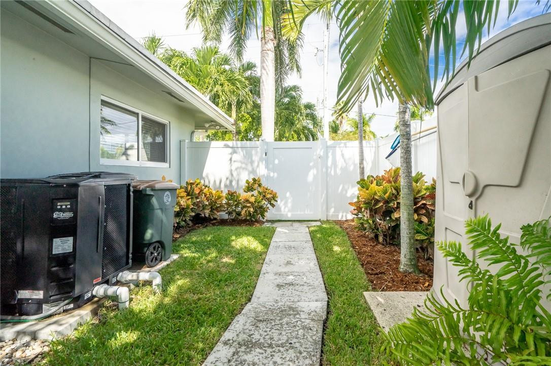 2240 Northeast 41st Street Lighthouse Point, FL 33064 - Photo 22 of 34 Photo 22