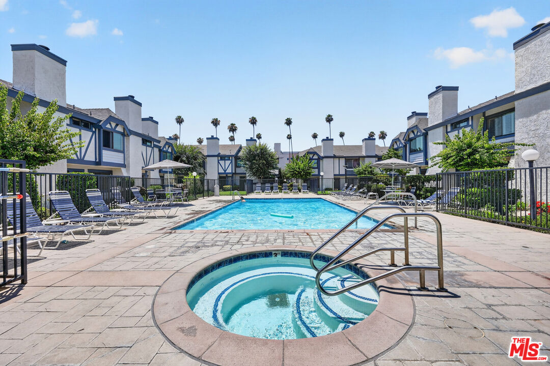 19221 Sherman Way, Unit 40 Reseda, CA 91335 - Photo 29 of 39