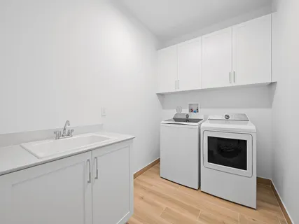 $1,280,000 | 1437 Southwest 23rd Court, Fort Lauderdale, FL 33315