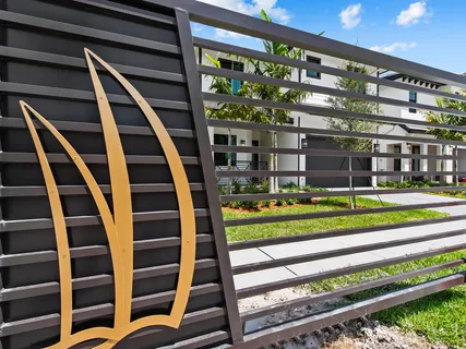 $1,280,000 | 1437 Southwest 23rd Court, Fort Lauderdale, FL 33315