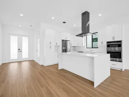 $1,280,000 | 1437 Southwest 23rd Court, Fort Lauderdale, FL 33315