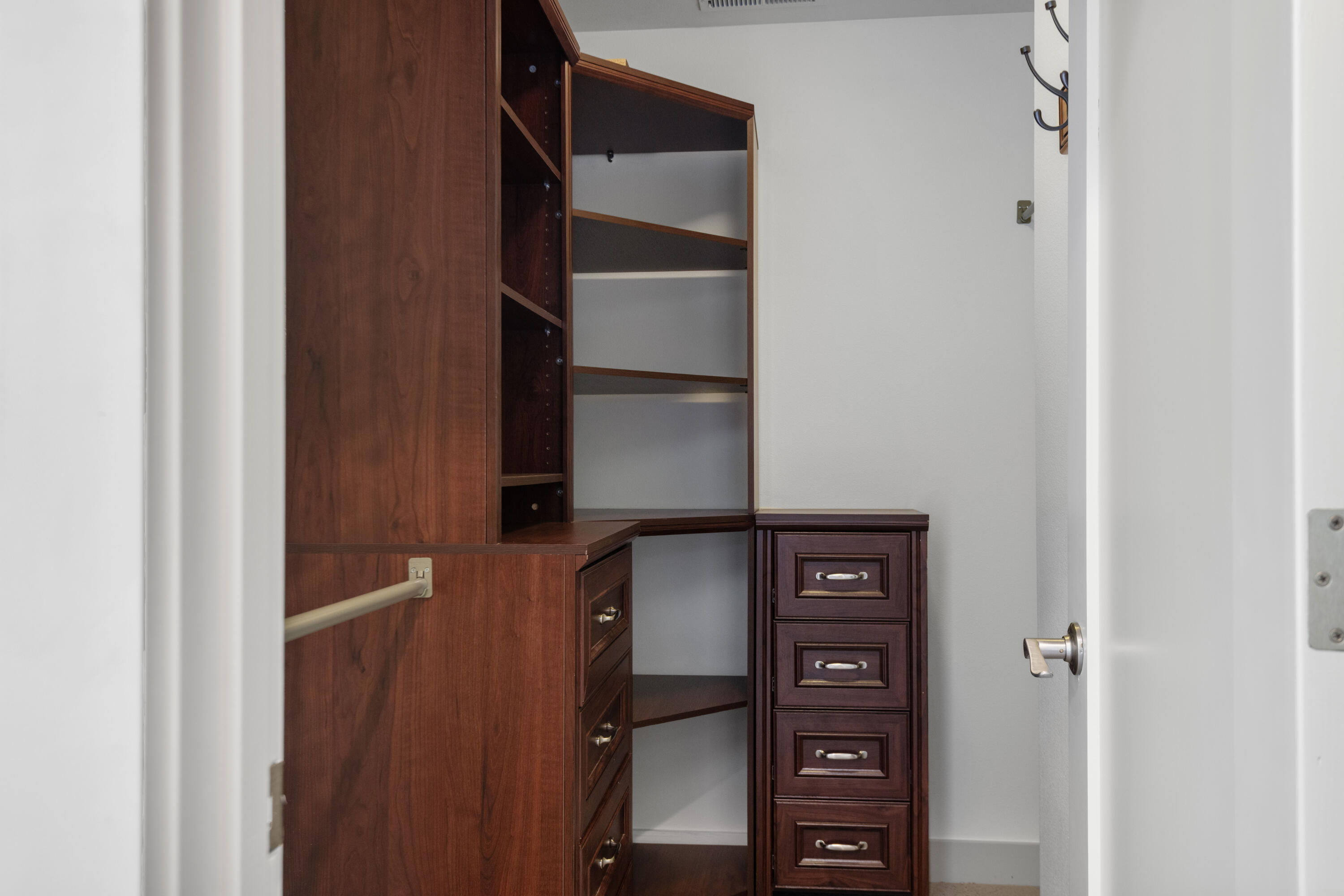680 Southwest Otter Way Bend, OR 97702 - Photo 42 of 48 a view of walk in closet