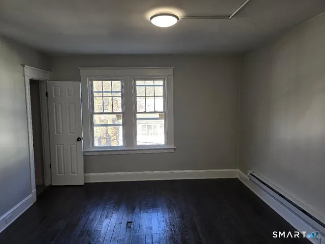 $1,350 | 268 Pine Street, Unit 3, Waterbury, CT 06710