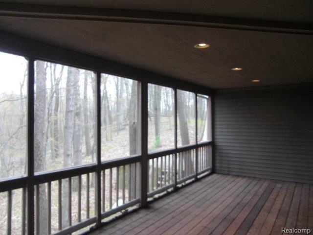 5959 Dutcher Road Howell, MI 48843 - Photo 4 of 14 CIMG5486