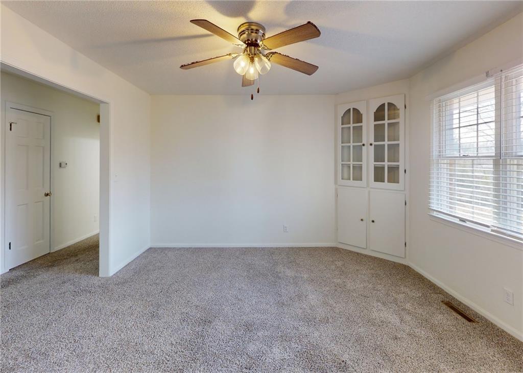 918 South Main Street Nevada, MO 64772 - Photo 6 of 21