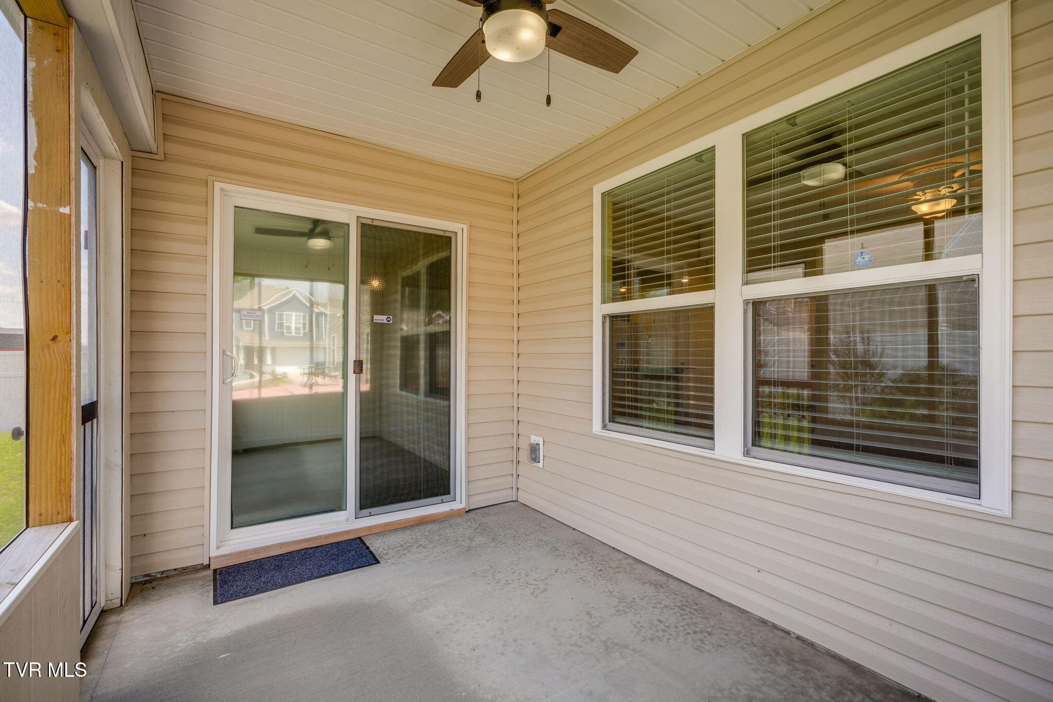 1245 Stamp Lodge Road Kingsport, TN 37660 - Photo 12 of 40 010b