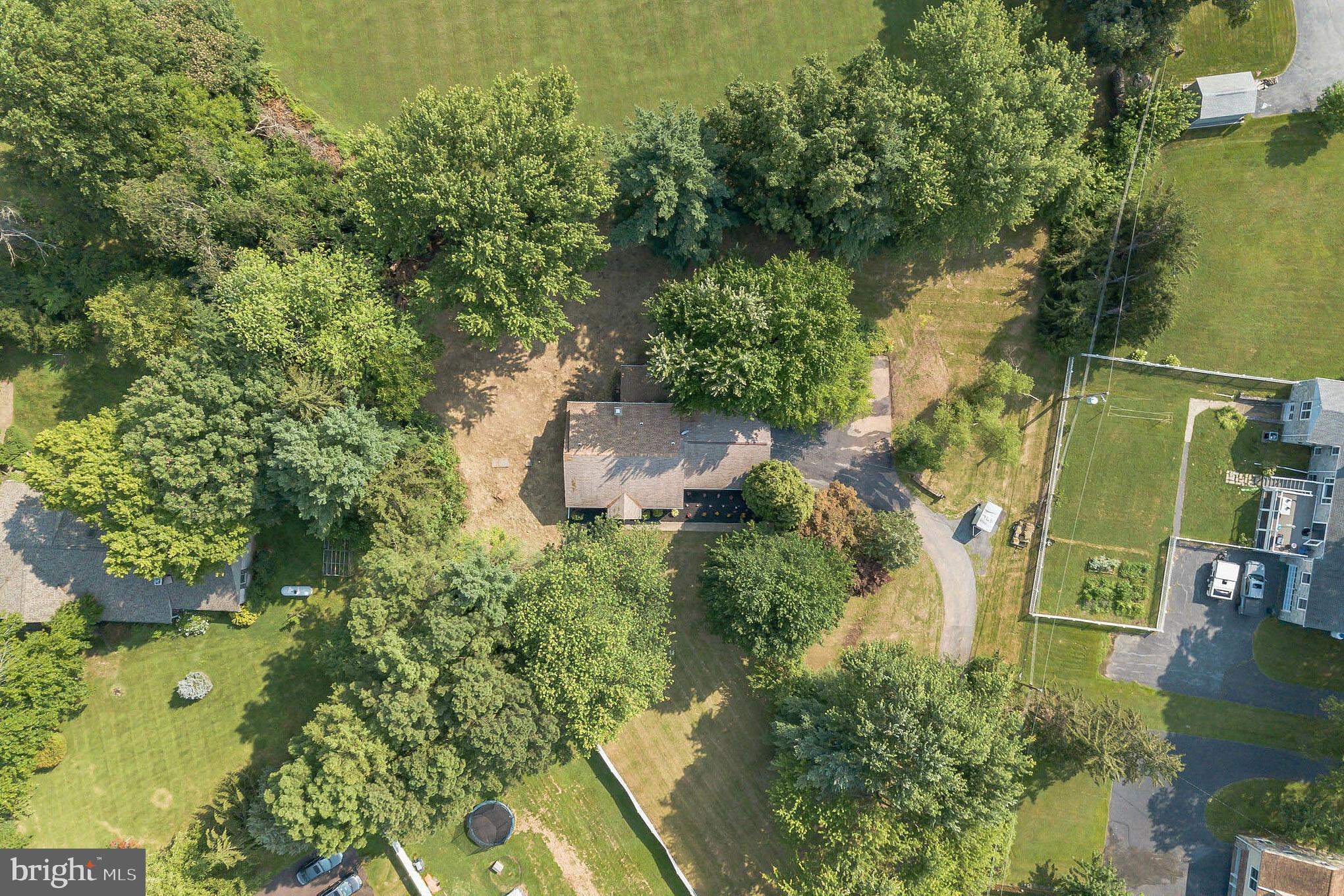 685 West Hoffecker Road Pottstown, PA 19465 - Photo 6 of 31