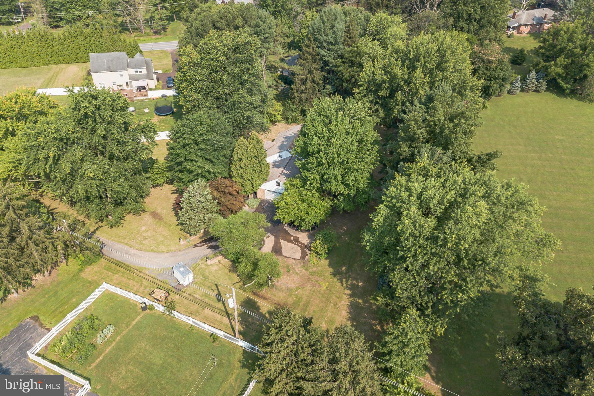 685 West Hoffecker Road Pottstown, PA 19465 - Photo 9 of 31
