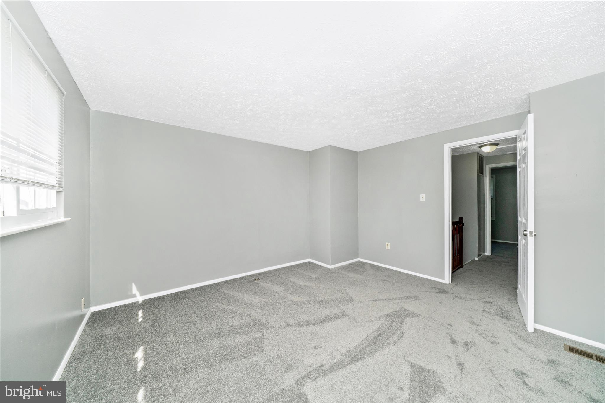 3749 Castle Terrace, Unit 12114 Silver Spring, MD 20904 - Photo 21 of 51 Primary Bedroom