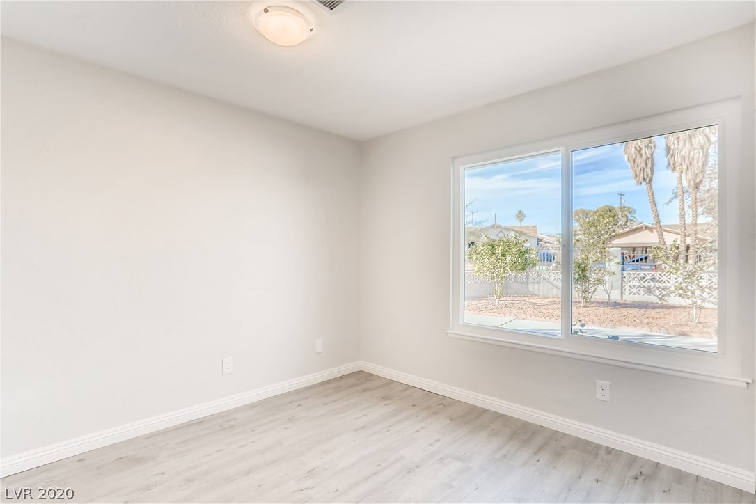 3209 Kings Way Las Vegas, NV 89102 - Photo 18 of 28