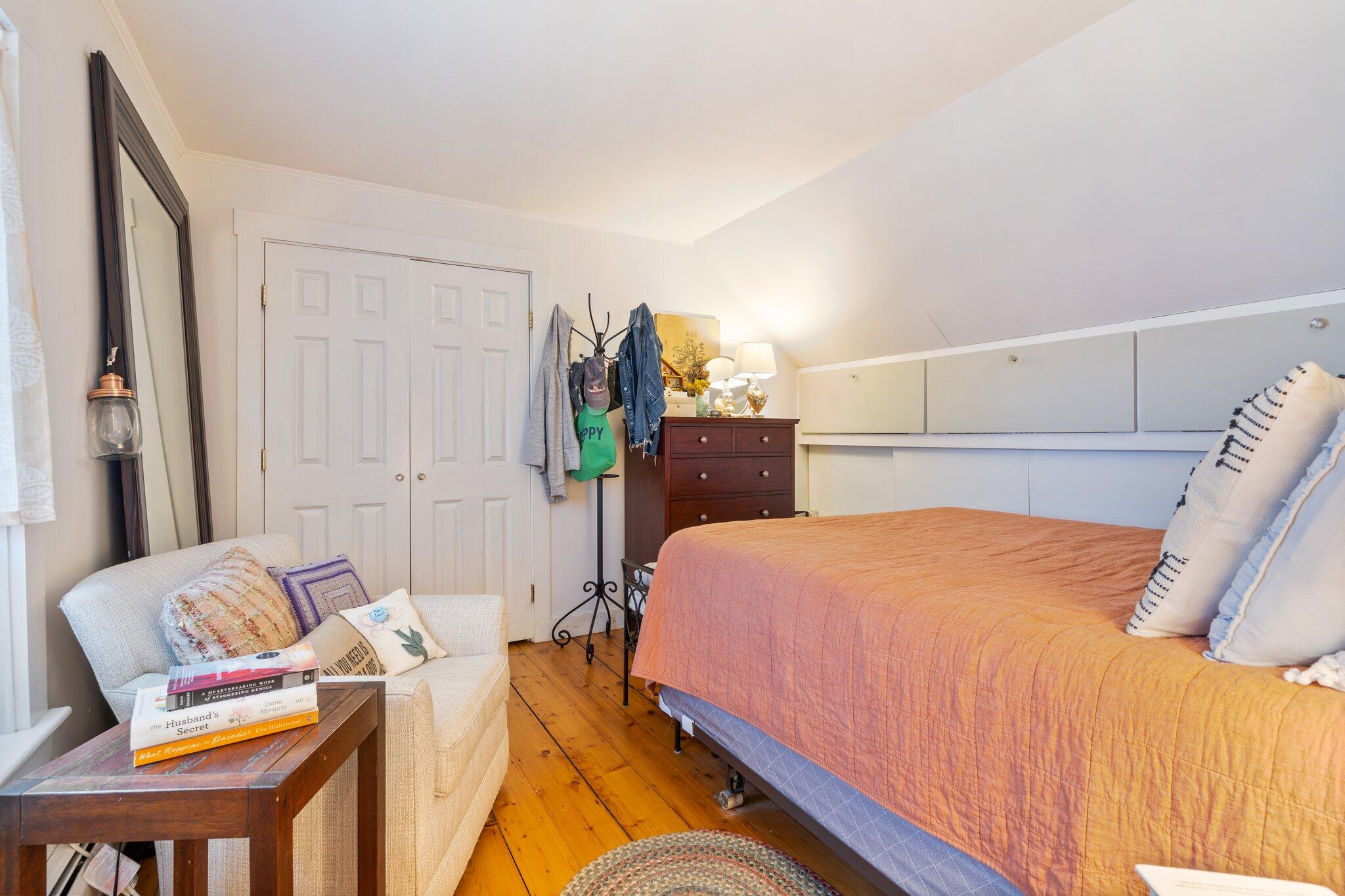 18 Lewis Street, Unit 4 Portland, ME 04102 - Photo 16 of 33 15-web-or-mls-DSC02451