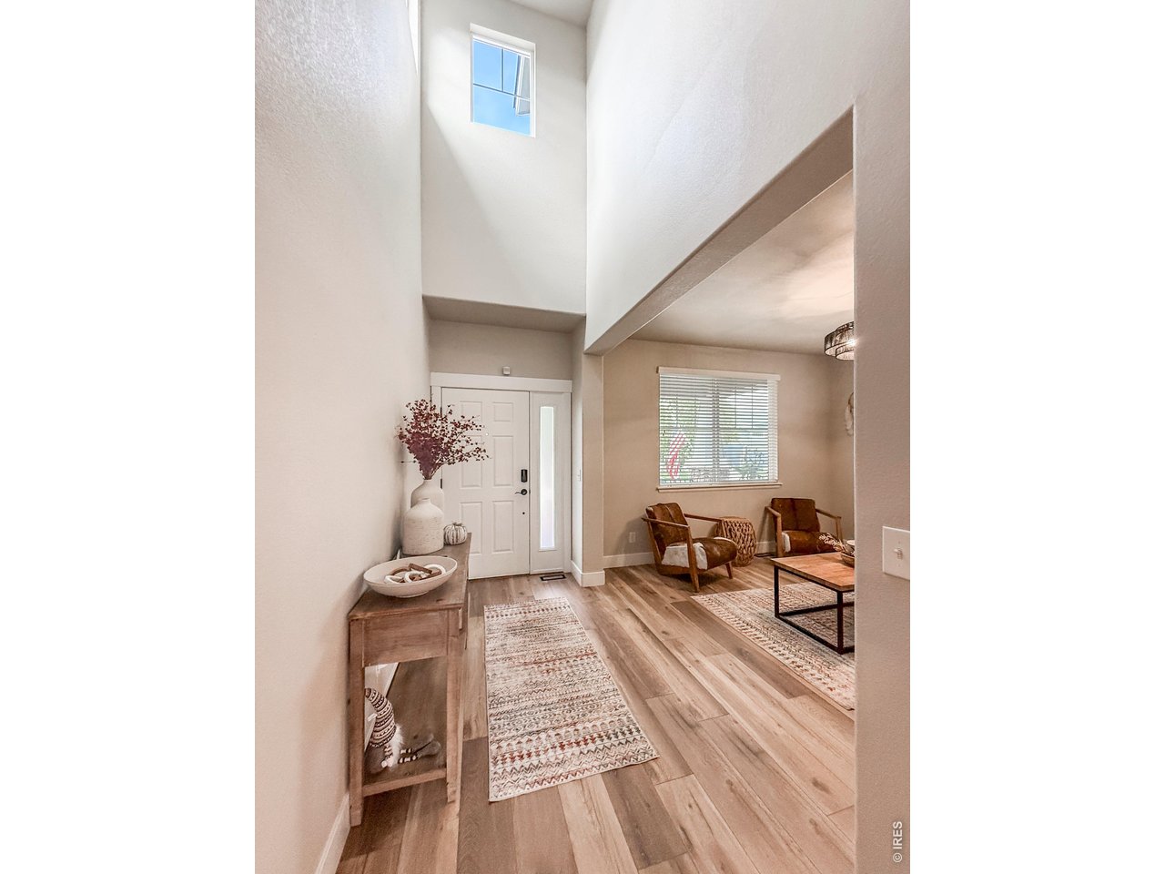 915 Snowy Plain Road Fort Collins, CO 80525 - Photo 4 of 50 Foyer