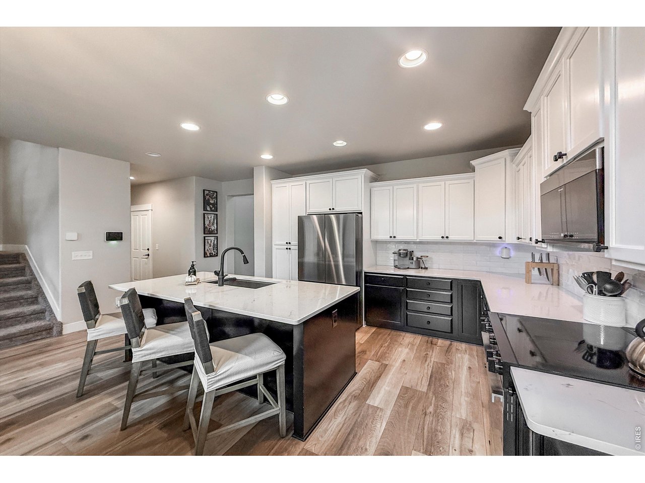 915 Snowy Plain Road Fort Collins, CO 80525 - Photo 10 of 50 Kitchen
