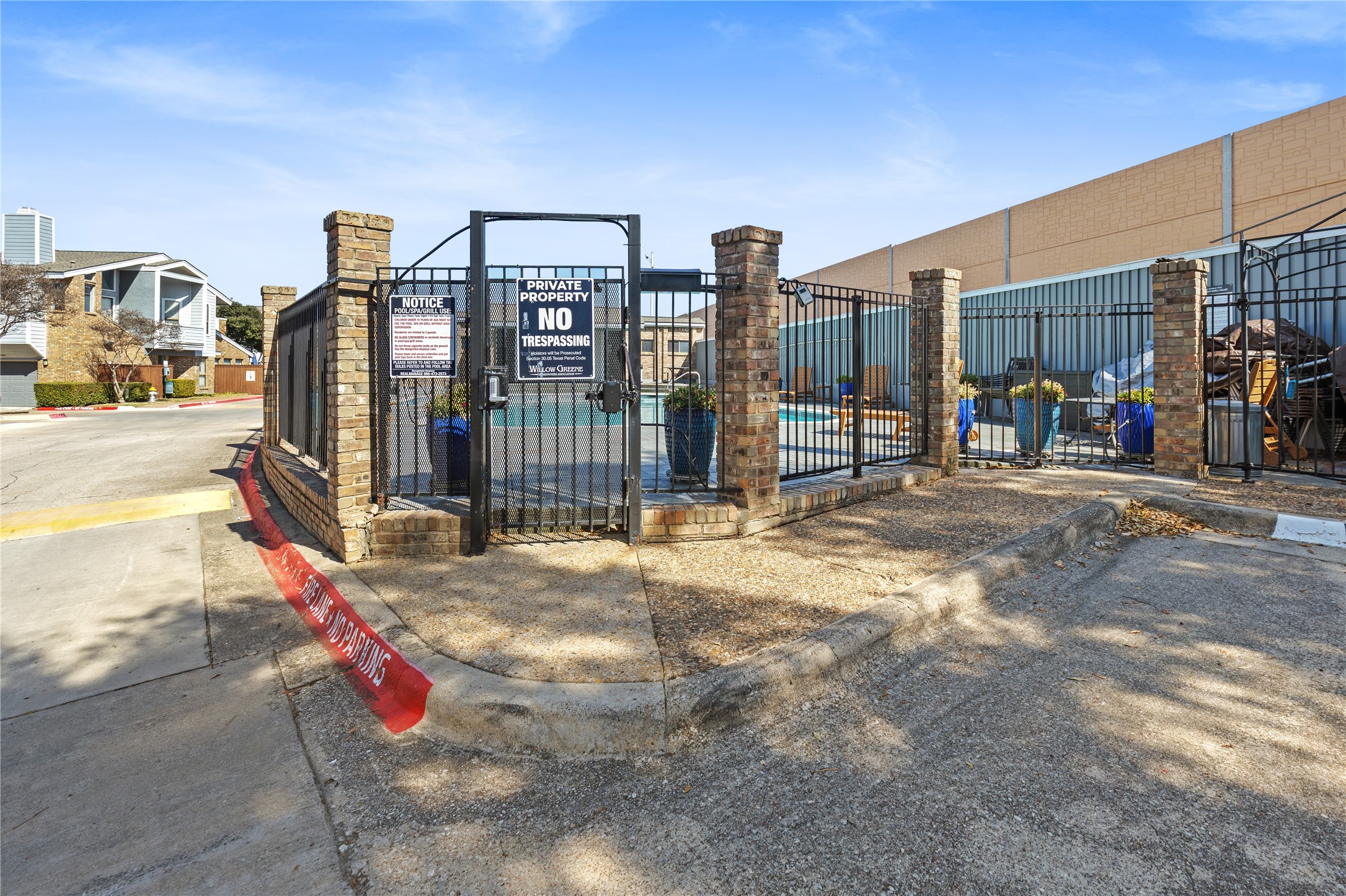 17490 Meandering Way, Unit 1304 Dallas, TX 75252 - Photo 25 of 31