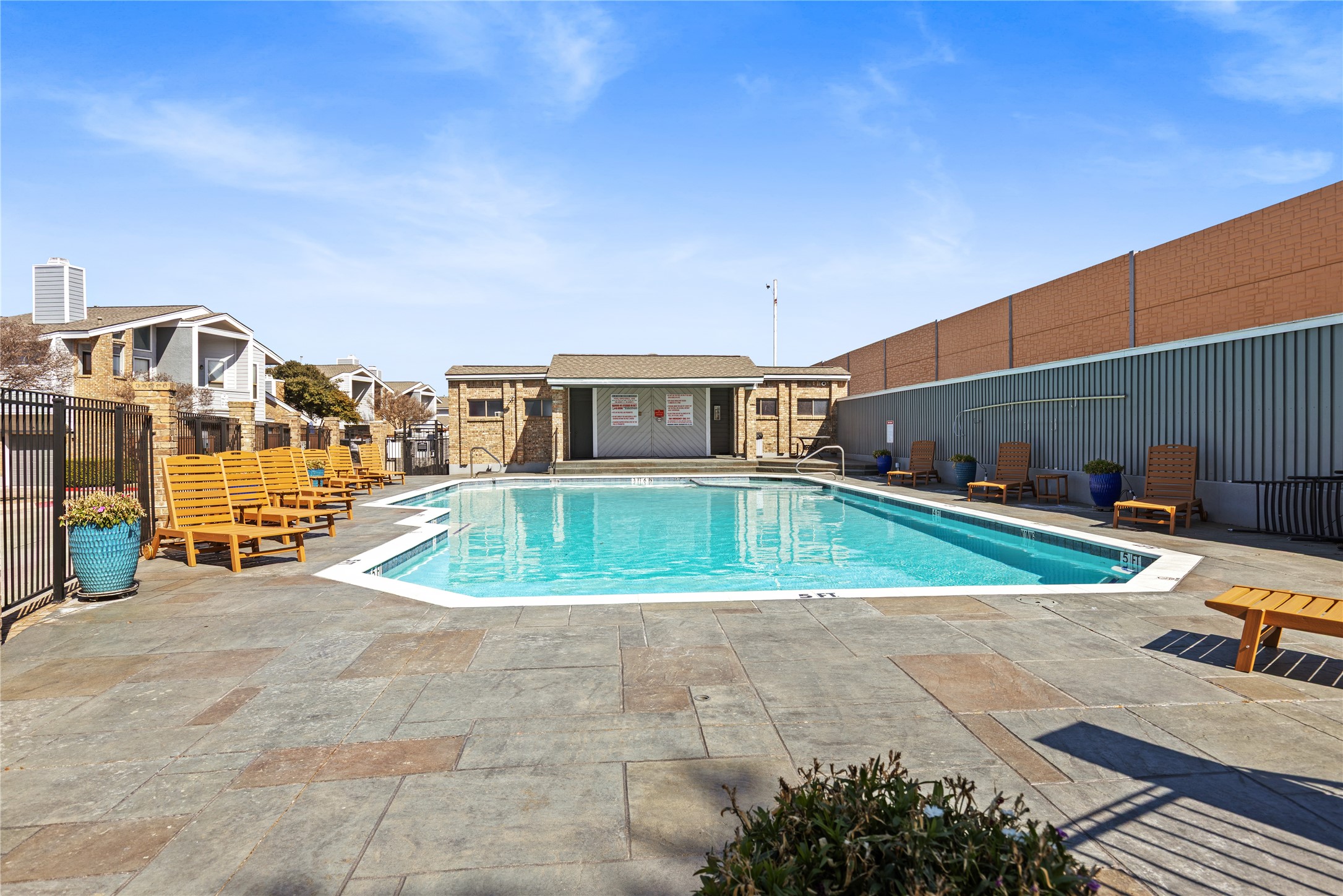 17490 Meandering Way, Unit 1304 Dallas, TX 75252 - Photo 26 of 31