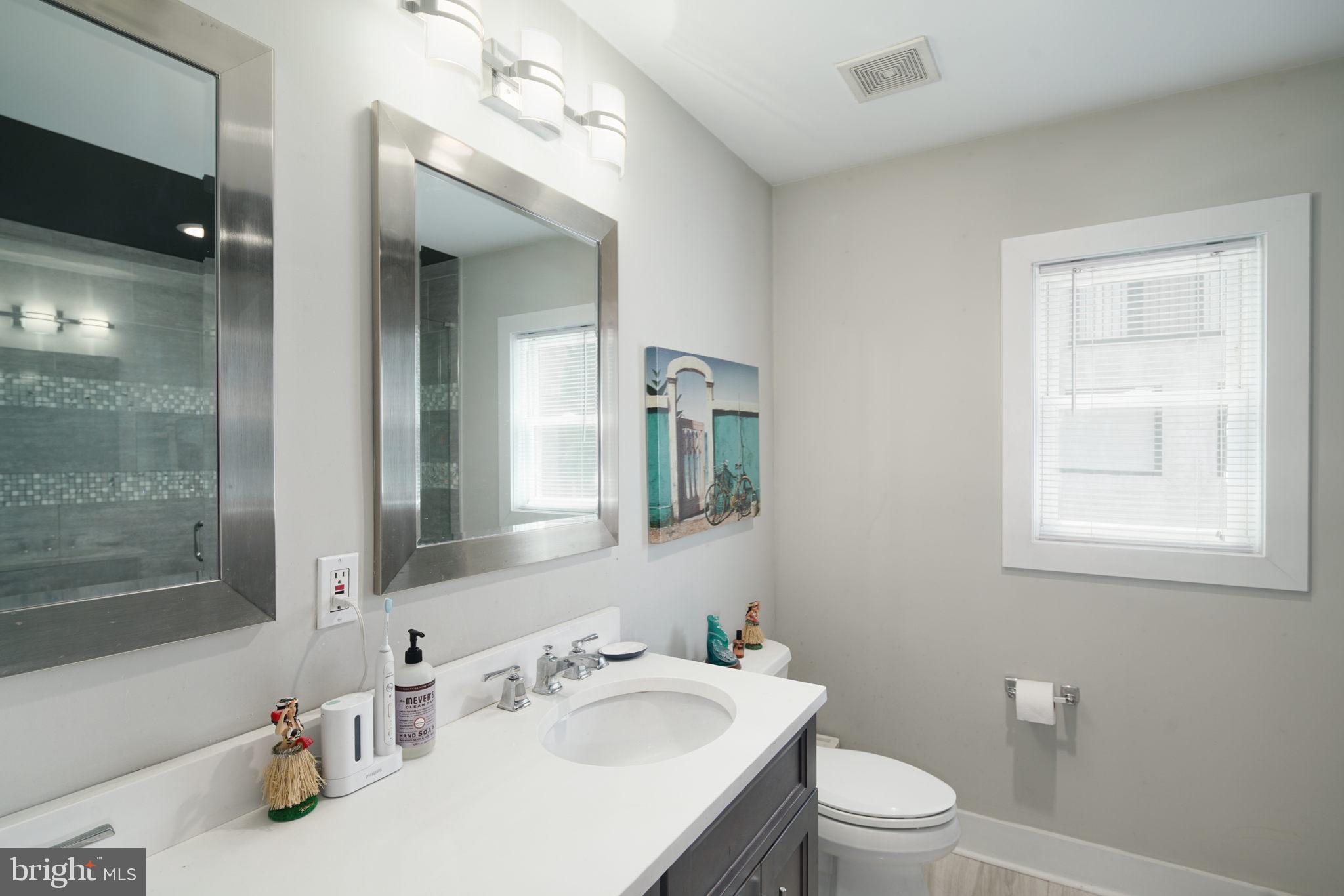 1942 Gerritt Street Philadelphia, PA 19146 - Photo 11 of 17