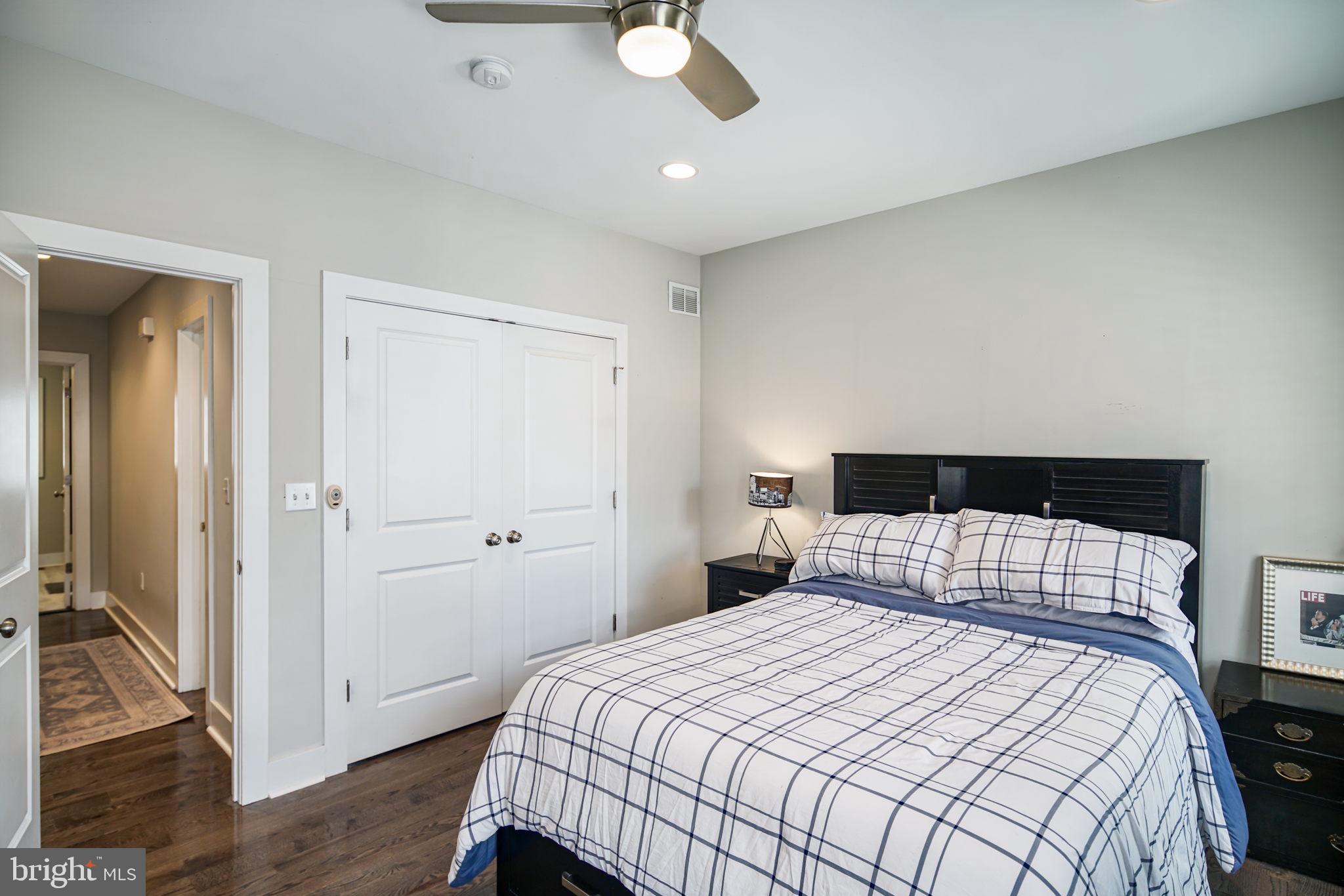 1942 Gerritt Street Philadelphia, PA 19146 - Photo 15 of 17