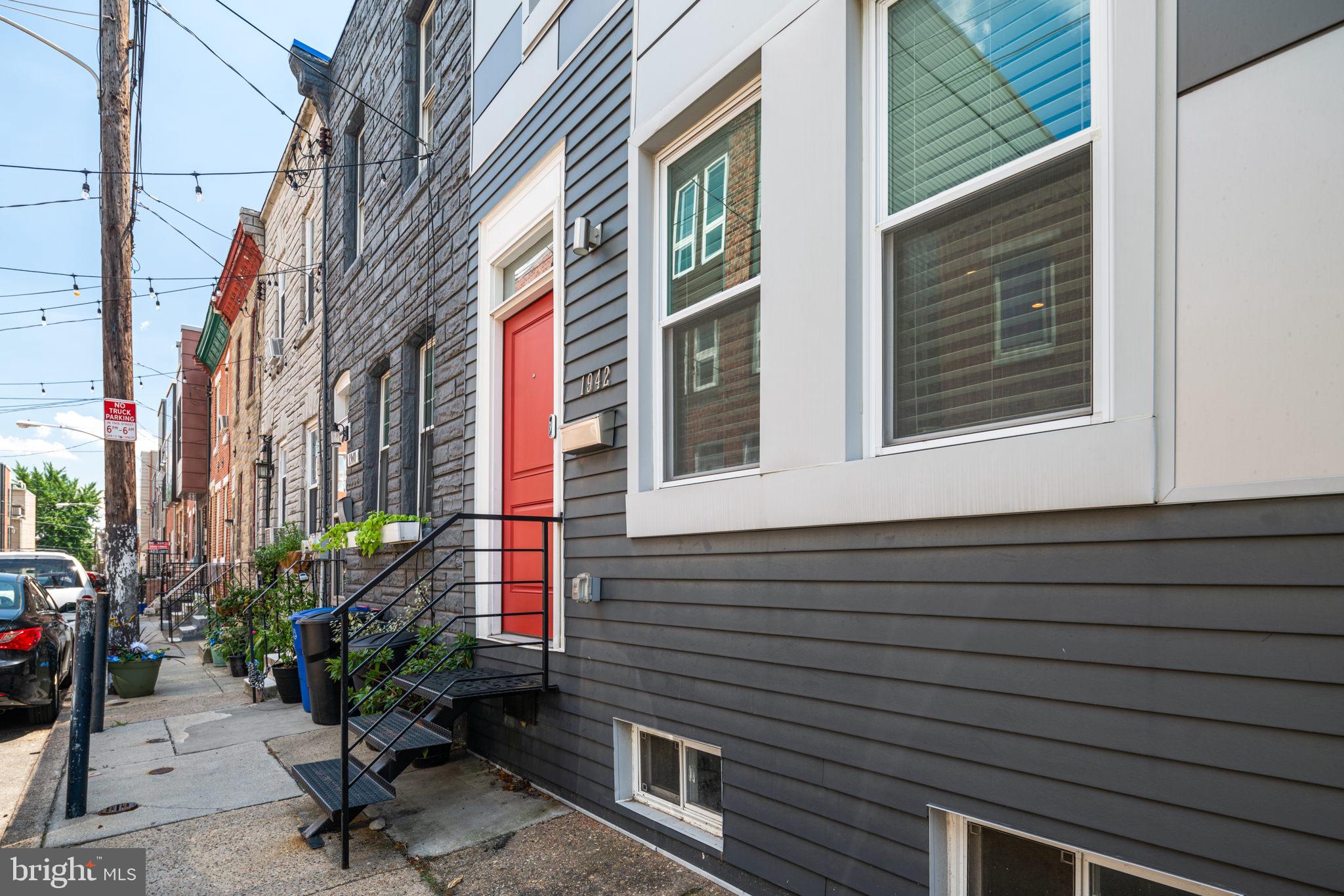 1942 Gerritt Street Philadelphia, PA 19146 - Photo 3 of 17