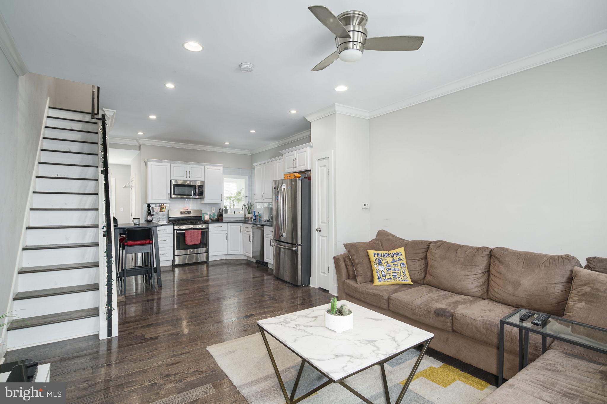 1942 Gerritt Street Philadelphia, PA 19146 - Photo 4 of 17