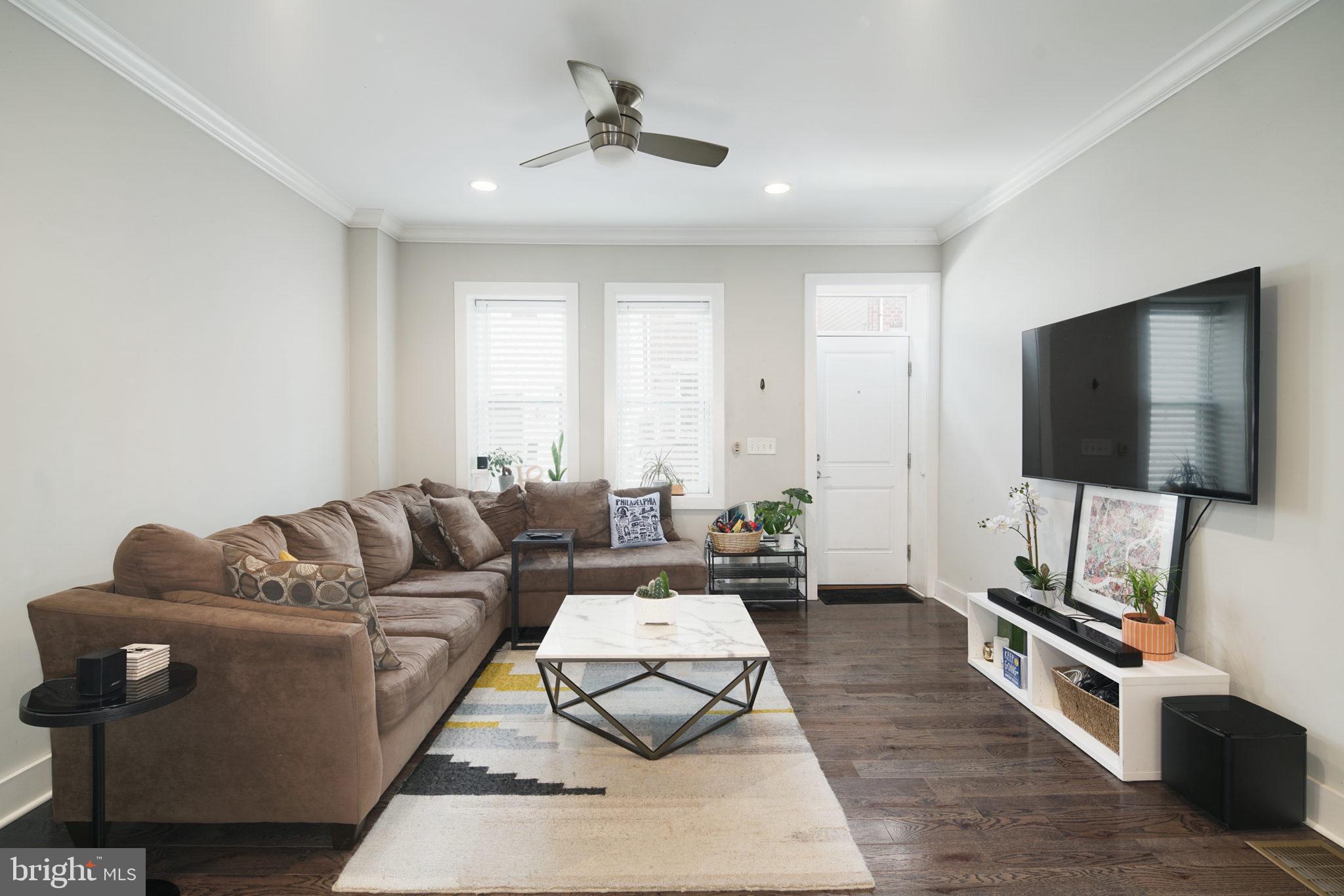 1942 Gerritt Street Philadelphia, PA 19146 - Photo 5 of 17