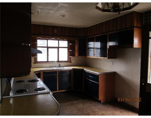 144 Lake Somerset, PA 15501 - Photo 5 of 12 Kitchen.
