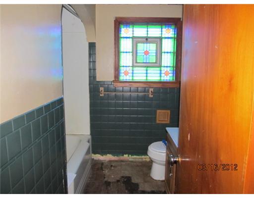 144 Lake Somerset, PA 15501 - Photo 8 of 12 Full Bath.