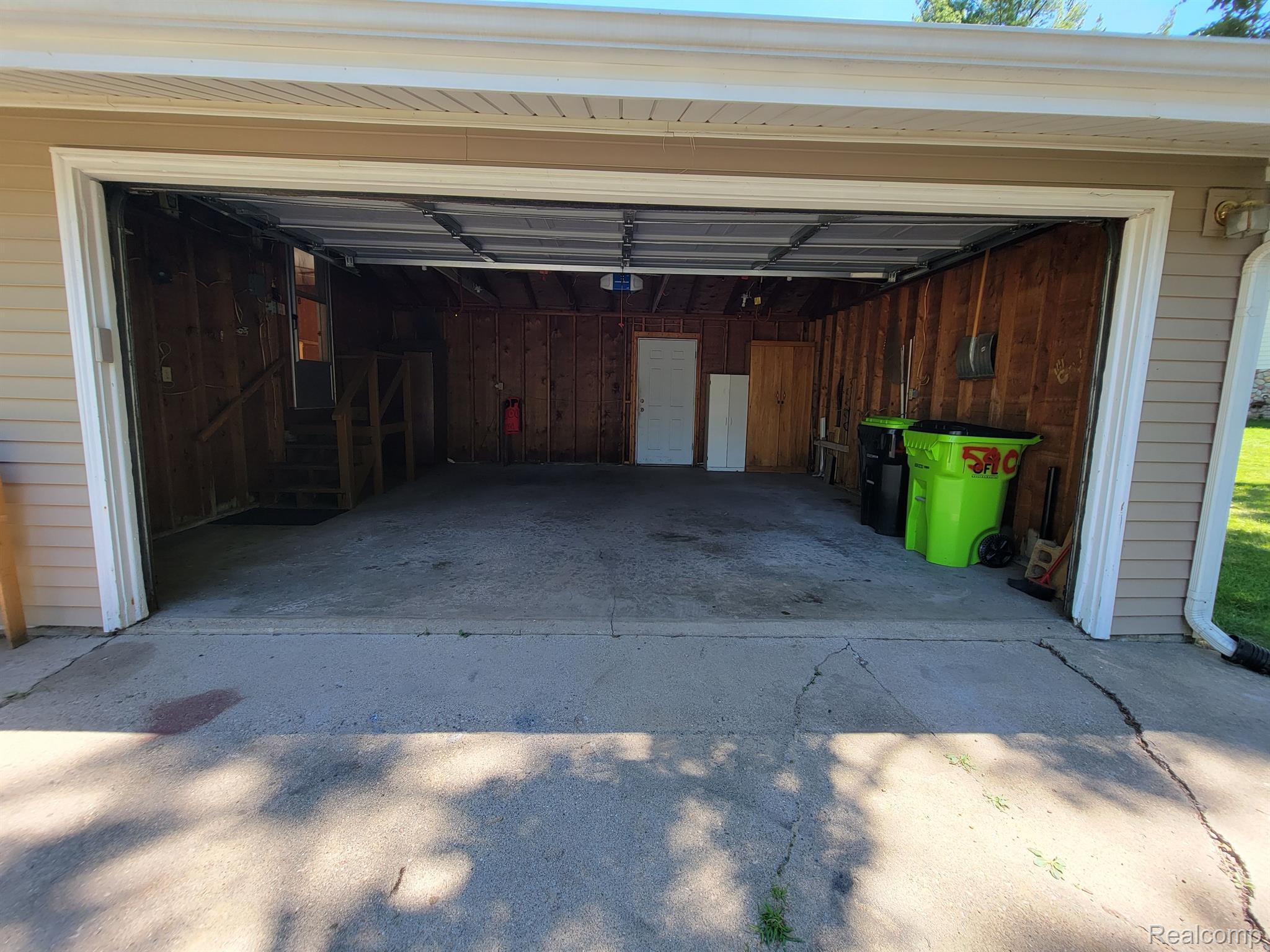 540 East South Holly Road Fenton, MI 48430 - Photo 11 of 14 Gallery Image 11