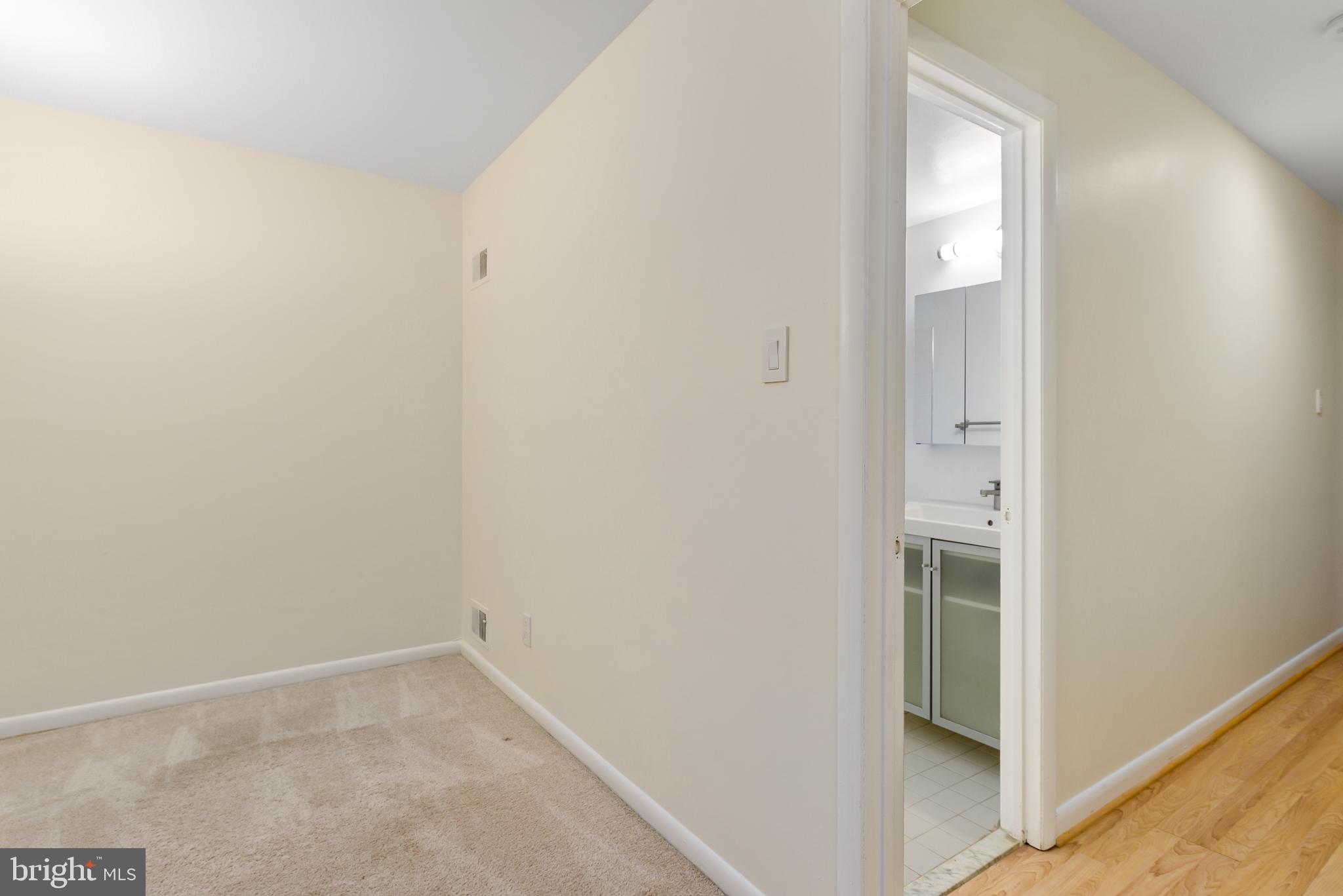 11621 Vantage Hill Road, Unit 2A Reston, VA 20190 - Photo 24 of 29 Gallery Image 24