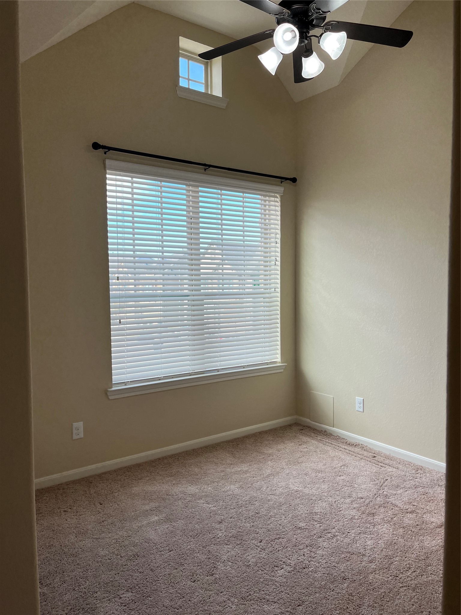 12250 La Strada Street Richmond, TX 77406 - Photo 31 of 38 Third benroom