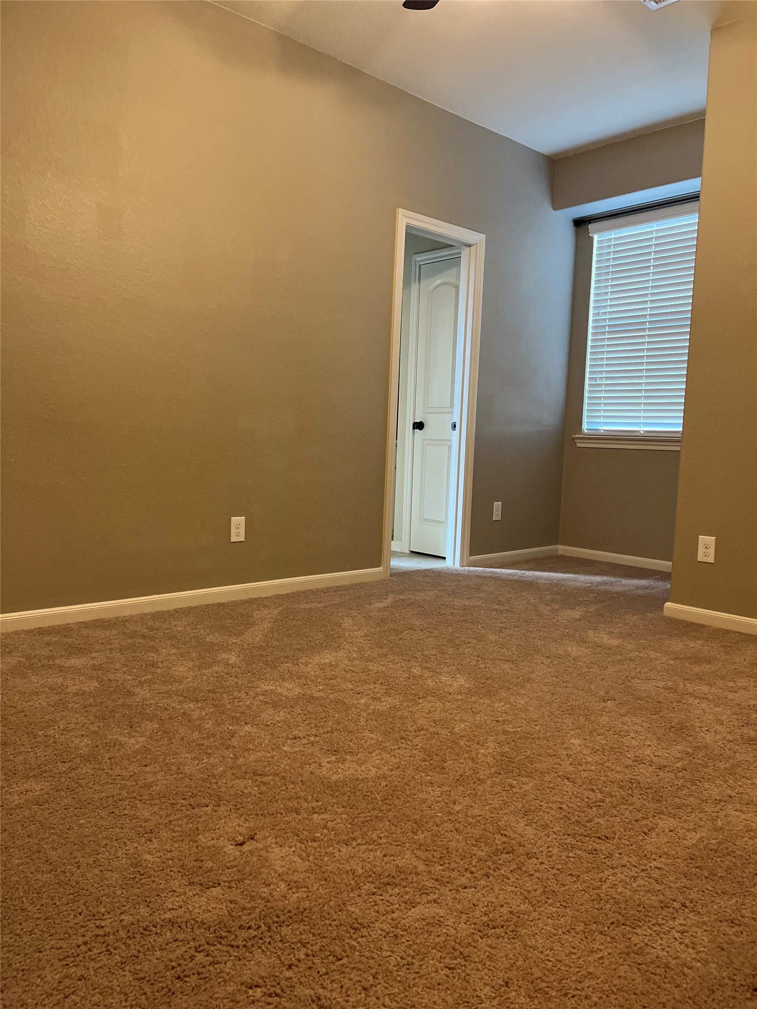 12250 La Strada Street Richmond, TX 77406 - Photo 35 of 38 Second bedroom