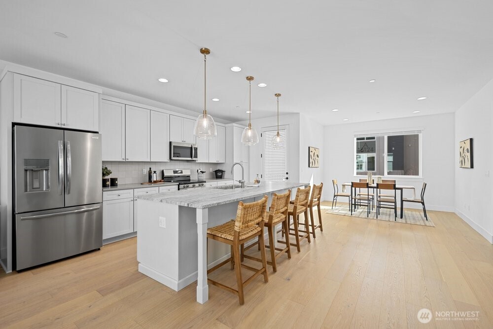 16 160th Place Southeast Bothell, WA 98012 - Photo 3 of 32