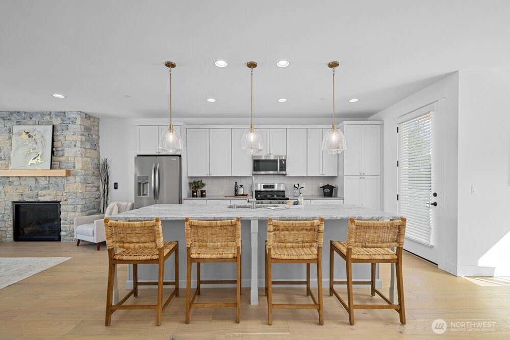 16 160th Place Southeast Bothell, WA 98012 - Photo 4 of 32