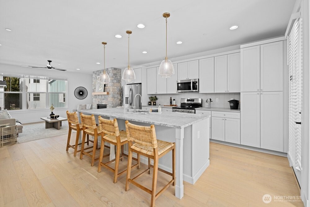 16 160th Place Southeast Bothell, WA 98012 - Photo 8 of 32