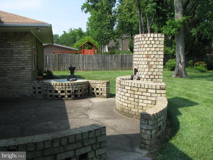 12322 Riverview Road Fort Washington, MD 20744 - Photo 3 of 30 Patio