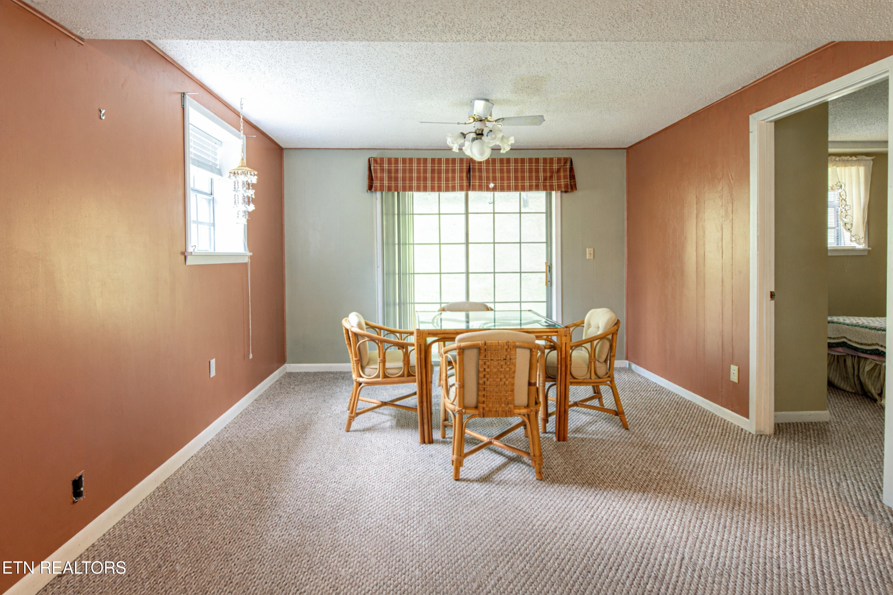 655 Wesley Road Lenoir City, TN 37772 - Photo 23 of 36 655 Wesley-23