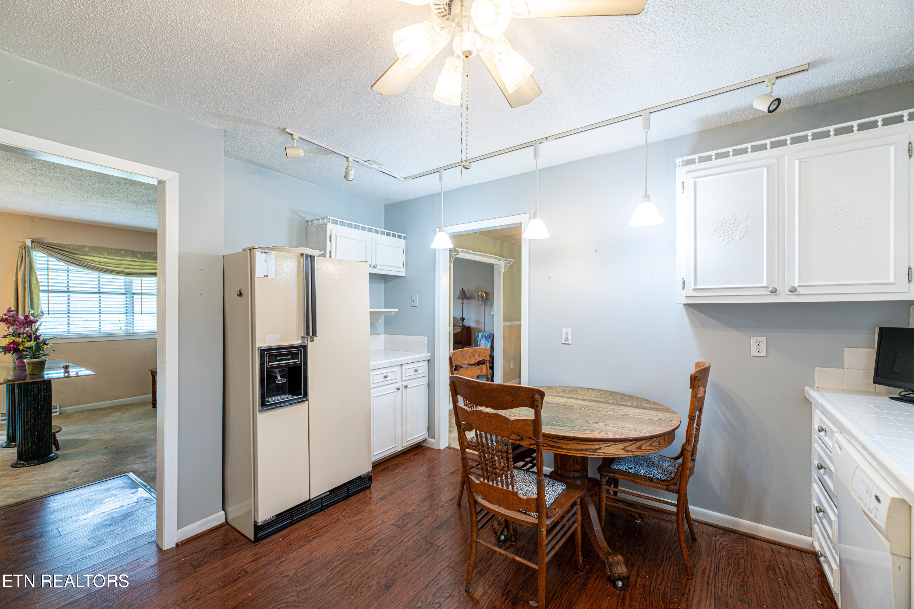 655 Wesley Road Lenoir City, TN 37772 - Photo 10 of 36 655 Wesley-10